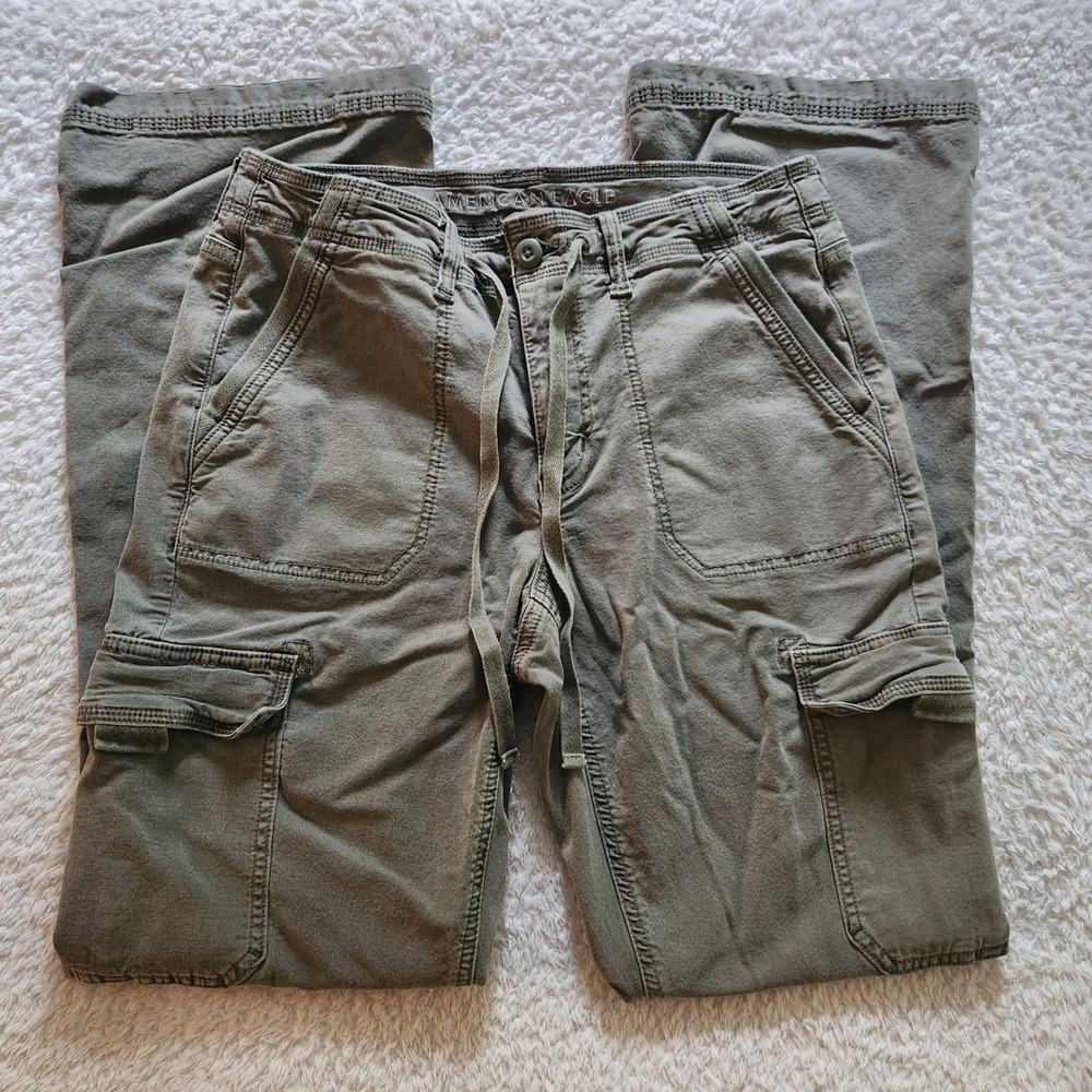 American Eagle Olive Green Cargo Pants Women 6 Long Stretch Straight Leg Utility